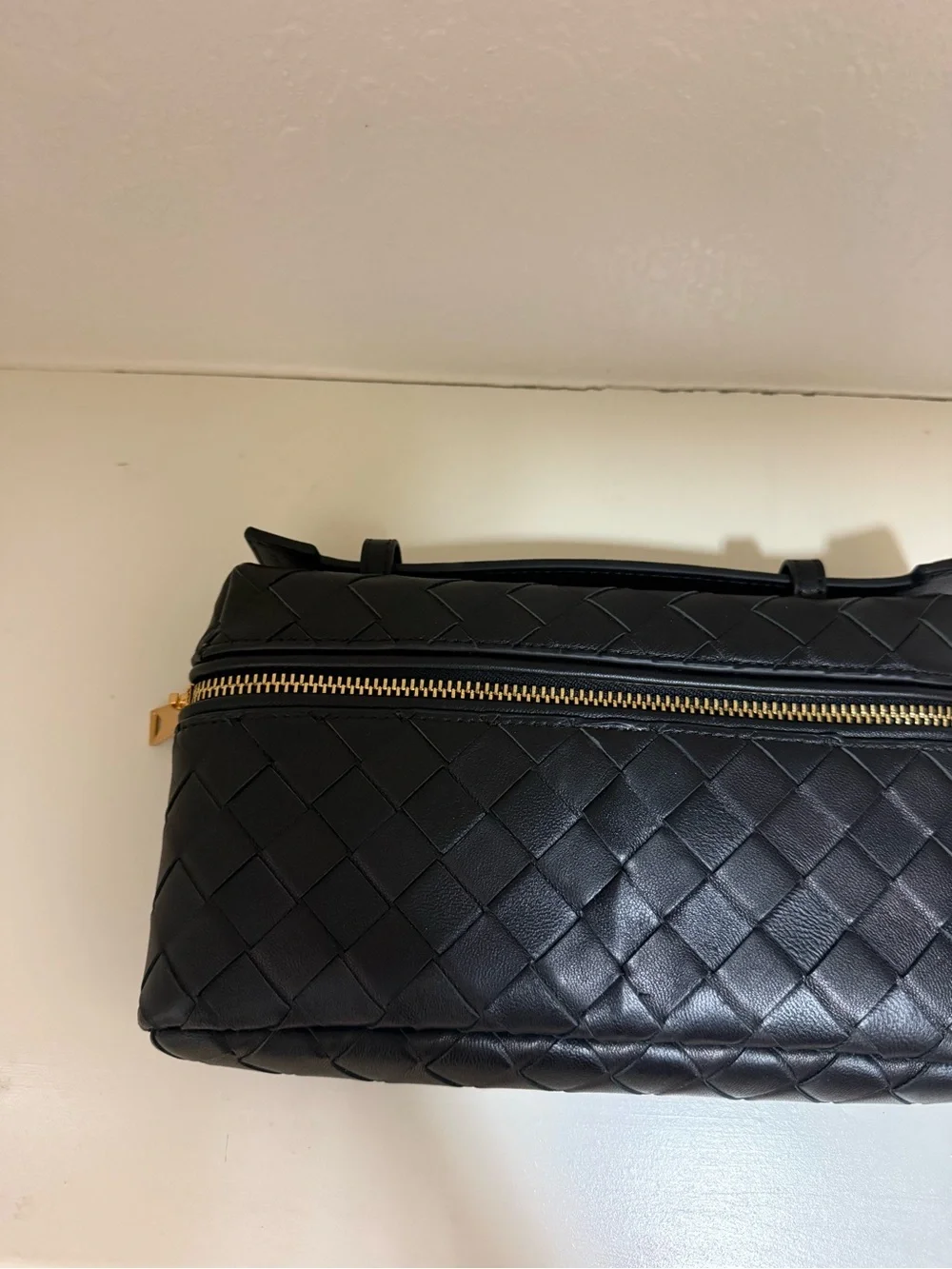 Quilted Leather Top-Handle Crossbody Bag - Black- flash sale